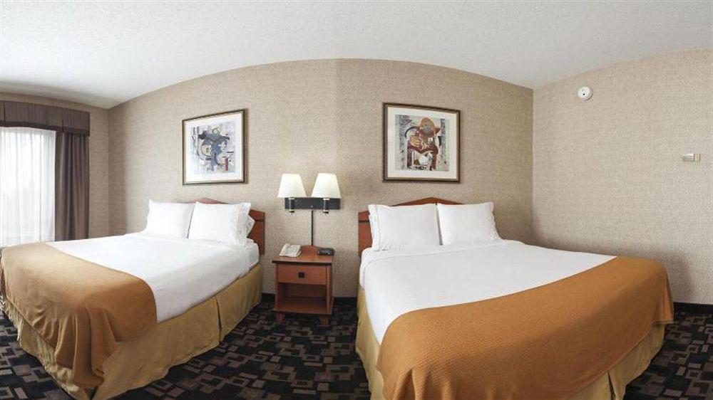 Comfort Inn & Suites Greenwood Near University מראה חיצוני תמונה