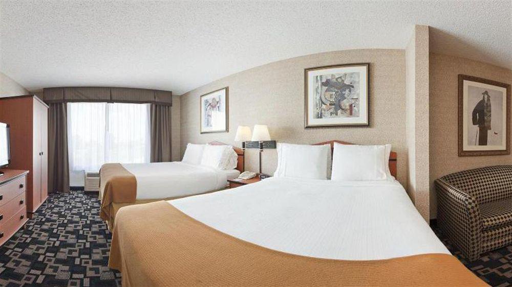 Comfort Inn & Suites Greenwood Near University מראה חיצוני תמונה