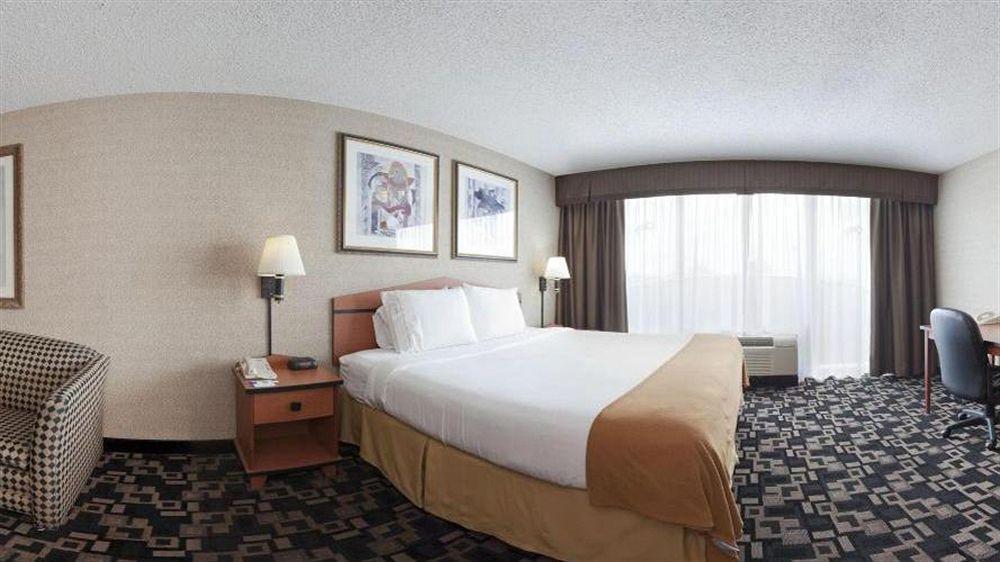 Comfort Inn & Suites Greenwood Near University מראה חיצוני תמונה
